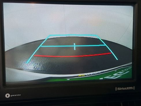 Used 2020 Toyota RAV4 LE image 19