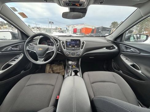 Used 2023 Chevrolet Malibu LT image 20