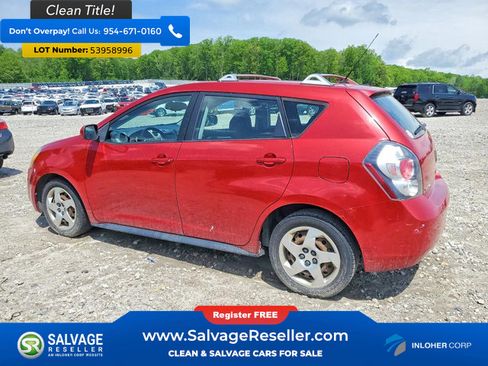 Used 2010 Pontiac Vibe w/ Sun And Sound Package FWD image 3