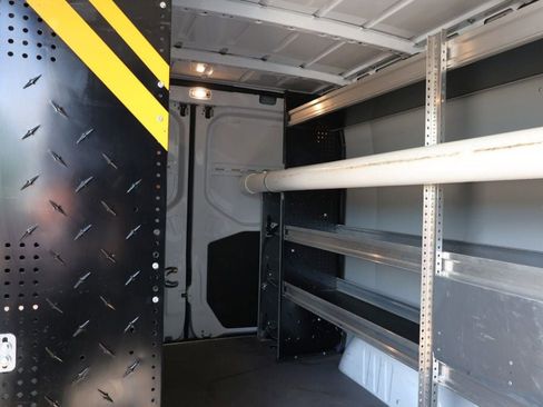 Used 2023 Mercedes-Benz Sprinter 2500 w/ Acoustic Package image 25