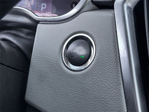 Used 2016 Cadillac SRX Standard image 16