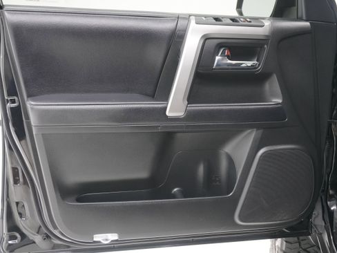 Used 2019 Toyota 4Runner SR5 Premium AWD/4WD image 14
