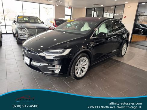 Used 2016 Tesla Model X 75D image 1