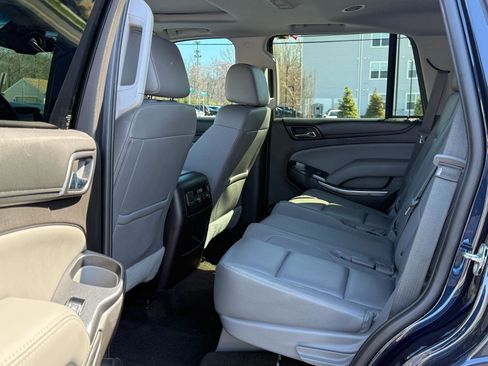Used 2017 Chevrolet Tahoe LT w/ LT Signature Package AWD/4WD image 12