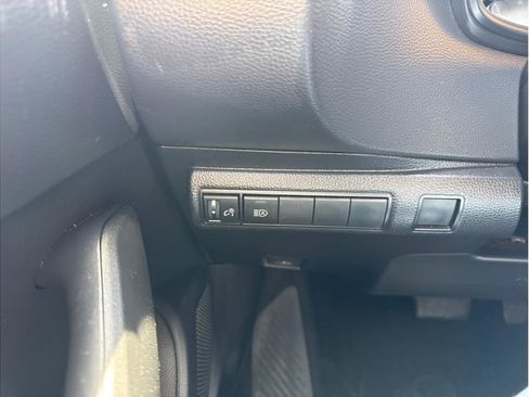 Used 2023 Toyota Corolla LE FWD image 16