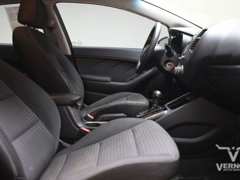 Used 2017 Kia Forte LX w/ LX Popular Package FWD image 11