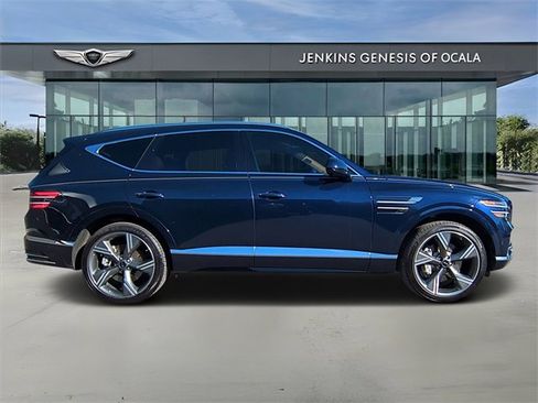Certified 2025 Genesis GV80 2.5T Prestige image 2