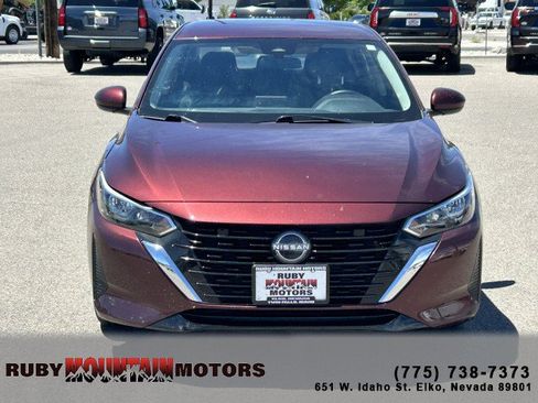 Used 2025 Nissan Sentra SV FWD image 2