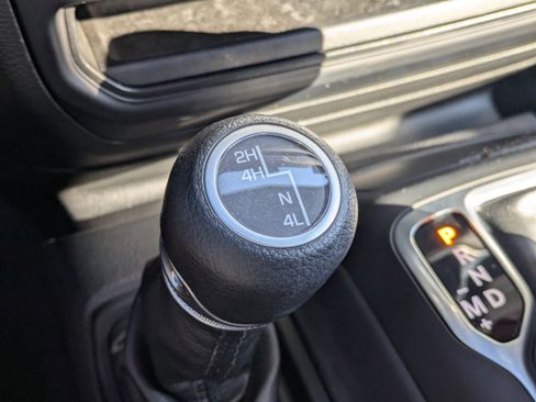 Used 2022 Jeep Wrangler Unlimited Sport image 24