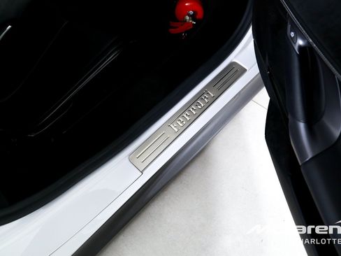 Used 2022 Ferrari SF90 Stradale AWD/4WD image 22