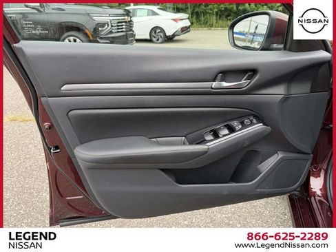 Certified 2023 Nissan Altima 2.5 SV AWD/4WD image 14