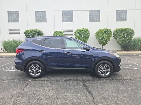 Used 2017 Hyundai Santa Fe Sport AWD/4WD image 9