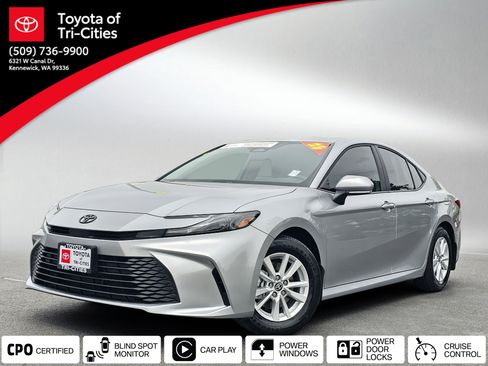 Used 2026 Toyota Camry LE w/ Preferred Package 2 (TMS) FWD image 1