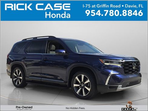 Used 2023 Honda Pilot Touring image 1