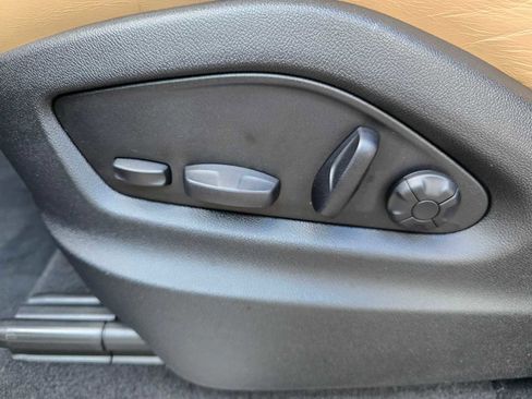 Used 2024 Porsche Cayenne S image 24