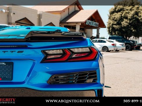 Used 2024 Chevrolet Corvette Z06 RWD image 15
