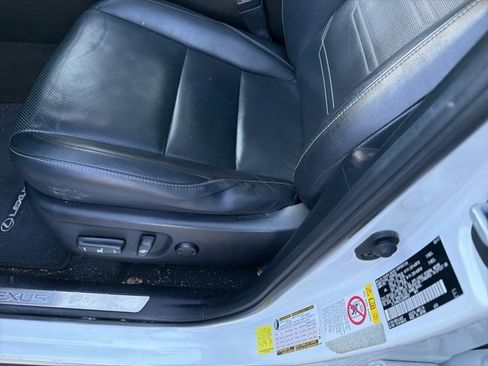 Used 2018 Lexus NX 300 FWD image 8