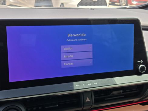 Used 2024 Toyota Prius Prime FWD image 20