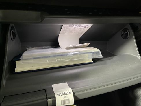 Used 2025 Hyundai Santa Fe SEL image 27