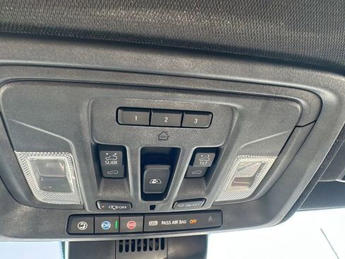 Used 2024 Chevrolet Silverado 2500 High Country w/ High Country Premium Package image 30