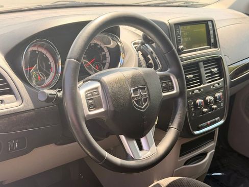 Used 2017 Dodge Grand Caravan SE w/ Power Window Group FWD image 20