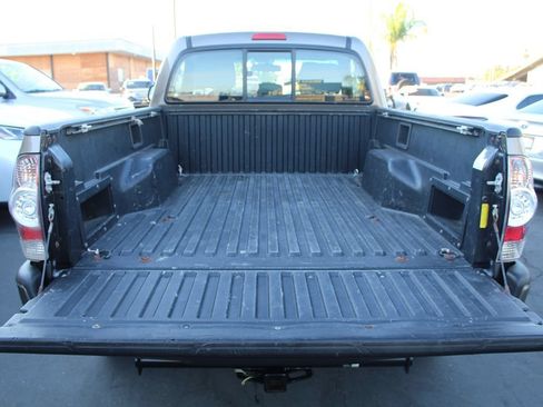 Used 2010 Toyota Tacoma 4x4 Regular Cab w/ Enhancement Pkg image 14