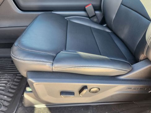 New 2026 Ford Expedition Platinum w/ Stealth Appearance Package image 23