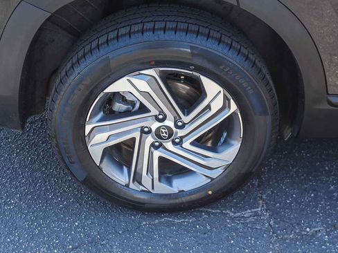 Certified 2023 Hyundai Santa Fe SEL AWD/4WD image 11