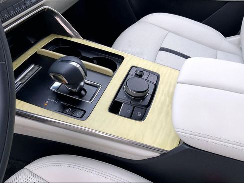 Used 2025 MAZDA CX-90 3.3 Turbo S w/ Premium Plus image 16