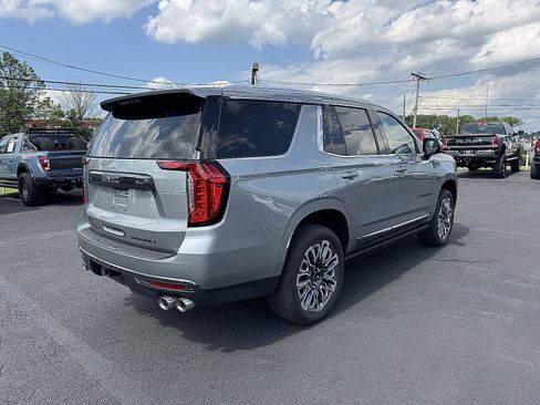 Used 2023 GMC Yukon Denali Ultimate w/ LPO, Floor Liner Package image 2