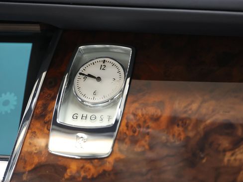 Used 2015 Rolls-Royce Ghost image 93