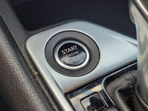 Used 2024 Nissan Sentra SV FWD image 11