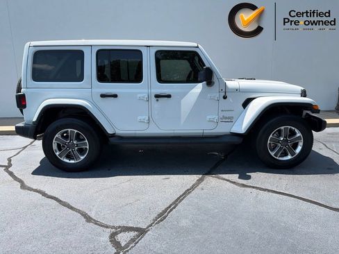 Certified 2022 Jeep Wrangler Unlimited Sahara AWD/4WD image 11