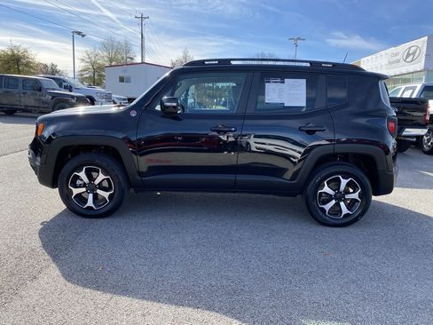 Used 2022 Jeep Renegade Trailhawk w/ Trailer Tow Group image 4