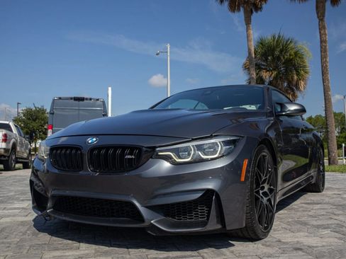 Used 2018 BMW M4 Convertible w/ Competition Package RWD image 19