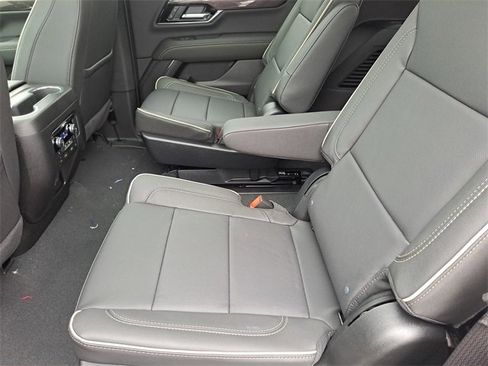 New 2026 GMC Yukon Elevation w/ Elevation Premium Package image 10