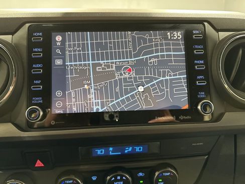 Used 2023 Toyota Tacoma TRD Sport image 10