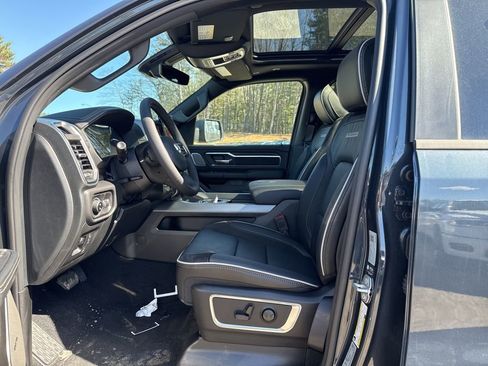 New 2026 RAM 1500 Laramie w/ Night Edition AWD/4WD image 19
