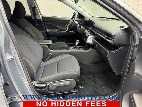 Used 2025 Hyundai Kona SEL AWD/4WD image 19
