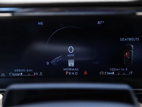 Used 2023 Lincoln Navigator Reserve AWD/4WD image 12