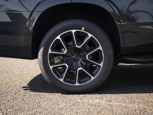 New 2026 Chevrolet Tahoe RST image 10