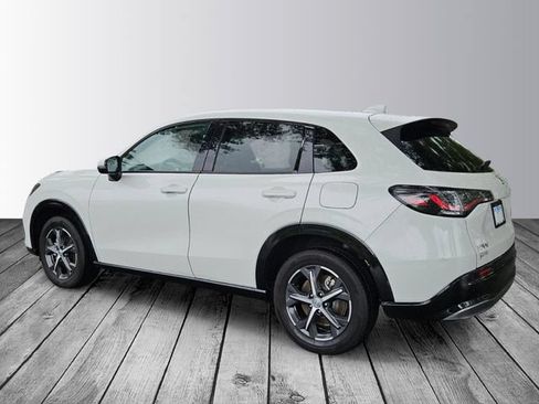 Certified 2023 Honda HR-V EX-L image 3