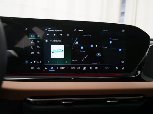 Used 2025 Audi A5 2.0T Prestige w/ 19" Wheel Package image 9