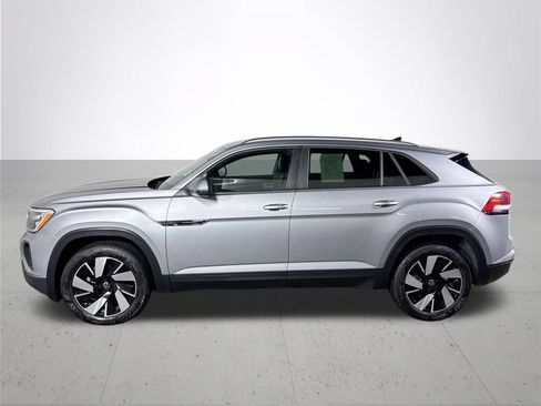 Used 2025 Volkswagen Atlas Cross Sport SE AWD/4WD image 11