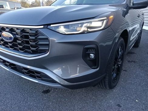 New 2026 Ford Escape ST-Line Elite w/ Equipment Group 501A image 9
