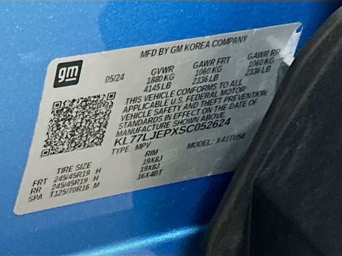 Used 2025 Chevrolet Trax RS w/ Driver Confidence Package image 28