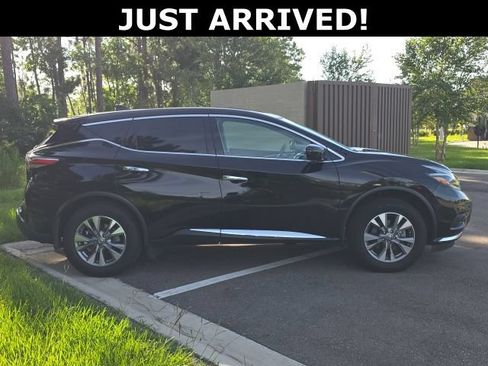 Used 2018 Nissan Murano S w/ Cargo Package FWD image 3