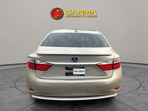 Used 2014 Lexus ES 300h image 5