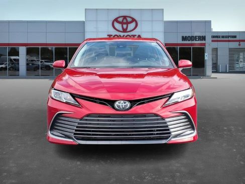 Used 2023 Toyota Camry LE image 2