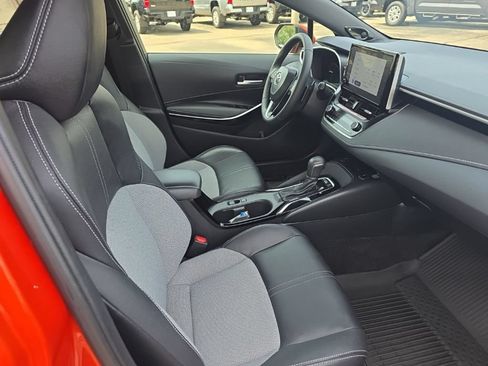 Certified 2025 Toyota Corolla XSE FWD image 9